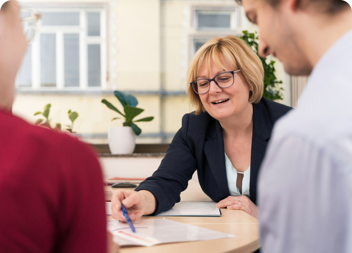 Věra Špičáková sestavuje svým klientům pojištění na míru